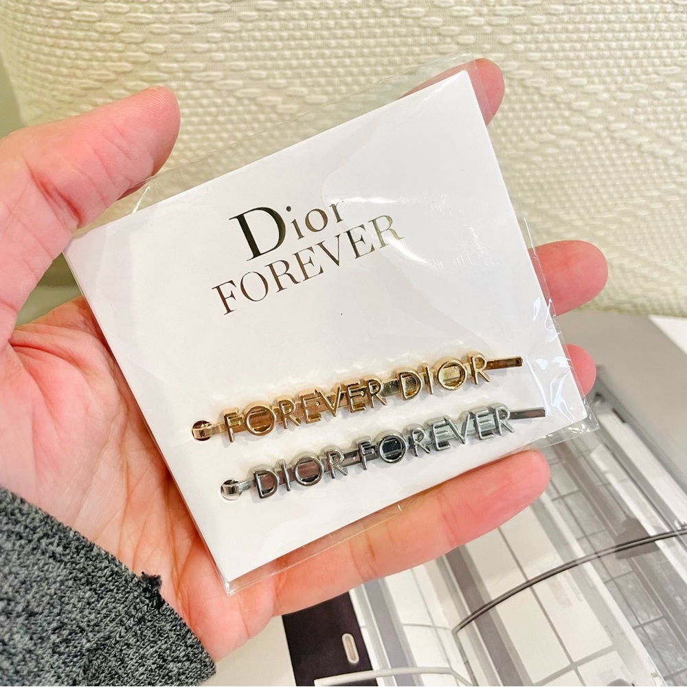 Dior Forever Hair Clips